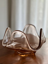 Load image into Gallery viewer, Decorative Art Glass Bowl
