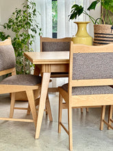 Load image into Gallery viewer, Vintage Oak Dining Room Set