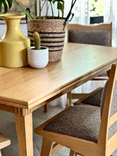 Load image into Gallery viewer, Vintage Oak Dining Room Set