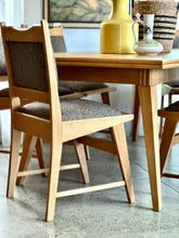 Load image into Gallery viewer, Vintage Oak Dining Room Set