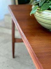 Load image into Gallery viewer, Large DS Vorster & Co Extendable Dining Table