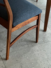 Load image into Gallery viewer, Mid-Century Set of 8 Dining Chairs