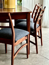 Load image into Gallery viewer, Mid-Century Set of 8 Dining Chairs