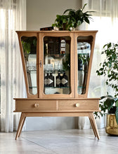 Load image into Gallery viewer, Retro Oak Display/ Drinks Cabinet