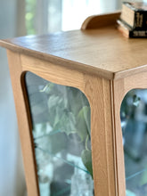 Load image into Gallery viewer, Retro Oak Display/ Drinks Cabinet