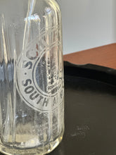 Load image into Gallery viewer, Vintage Soda Syphon