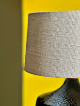 Load image into Gallery viewer, Retro Table Lamp