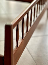 Load image into Gallery viewer, Queen Bed in Solid Sapele Mahogany