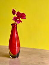Load image into Gallery viewer, Red Art Glass Vase
