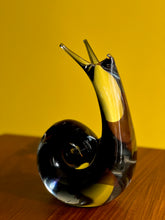 Load image into Gallery viewer, Sculptural Handblown Glass Snail