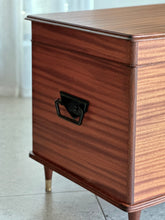 Load image into Gallery viewer, Retro Storage Kist