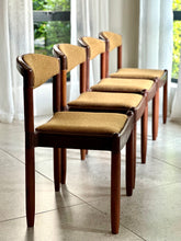 Load image into Gallery viewer, Stackable Set Of Four Dining chairs