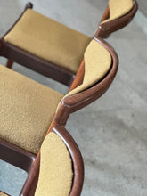 Load image into Gallery viewer, Stackable Set Of Four Dining chairs