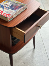 Load image into Gallery viewer, Mid-Century Pedestal