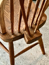 Load image into Gallery viewer, Set of Vintage Eight Windsor Spindle Chairs