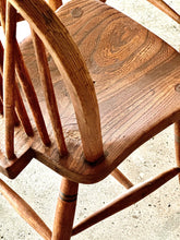 Load image into Gallery viewer, Set of Vintage Eight Windsor Spindle Chairs