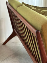Load image into Gallery viewer, Mid-Century Couch