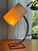 Load image into Gallery viewer, Black Metal Lamp