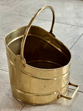 Load image into Gallery viewer, Brass Scuttle