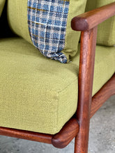 Load image into Gallery viewer, Mid-Century Couch