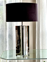 Load image into Gallery viewer, Sciolari Table Lamp