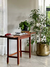 Load image into Gallery viewer, G-Plan Server/Console