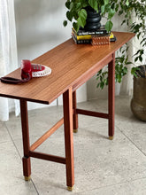 Load image into Gallery viewer, G-Plan Server/Console