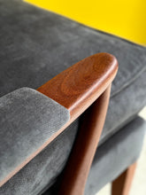 Load image into Gallery viewer, Parker Knoll Occasional Chair