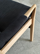 Load image into Gallery viewer, Cintique Armchair