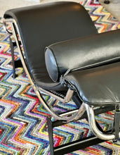 Load image into Gallery viewer, LC4 Le Corbusier Chaise Longue
