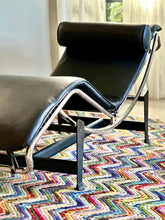 Load image into Gallery viewer, LC4 Le Corbusier Chaise Longue