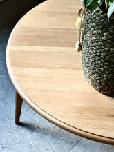Load image into Gallery viewer, Round Vintage Oak Coffee Table
