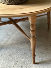 Load image into Gallery viewer, Round Vintage Oak Coffee Table