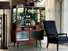 Load image into Gallery viewer, High Back Parker Knoll Armchair