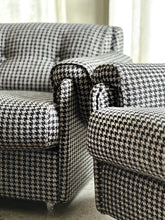 Load image into Gallery viewer, Pair Retro Armchairs