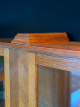 Load image into Gallery viewer, Retro Art Deco Display/Drinks Cabinet.