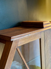 Load image into Gallery viewer, Retro Art Deco Display/Drinks Cabinet.