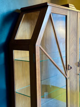 Load image into Gallery viewer, Retro Art Deco Display/Drinks Cabinet.