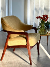 Load image into Gallery viewer, Occasional Armchair