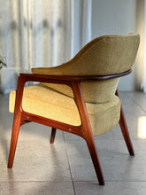 Load image into Gallery viewer, Occasional Armchair