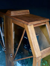 Load image into Gallery viewer, Retro Art Deco Display/Drinks Cabinet.