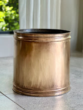 Load image into Gallery viewer, Large Vintage Brass Planter