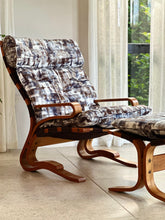 Load image into Gallery viewer, Scandinavian Style Lounge Chair & Ottoman