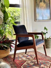 Load image into Gallery viewer, Solid Wood armchair in Black Velvet