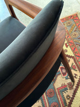 Load image into Gallery viewer, Solid Wood armchair in Black Velvet