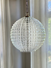 Load image into Gallery viewer, Retro Clear Hanging Pendant