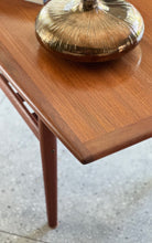 Load image into Gallery viewer, Danish Coffee Table, designed by Grete Jalk for Glostrup Møbelfabrik, Denmark