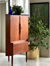 Load image into Gallery viewer, Danish Teak Corner Cabinet