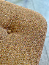 Load image into Gallery viewer, Grafton Everest Chair & Ottoman