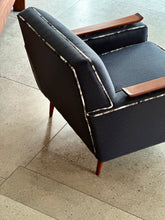 Load image into Gallery viewer, Retro Feature Chair